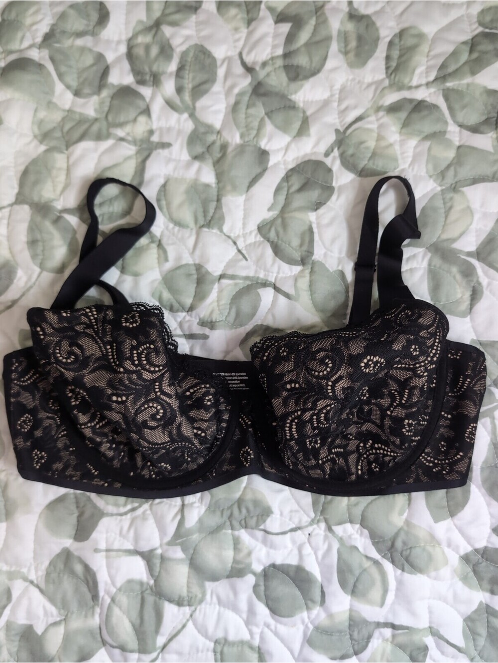 36D Soma black lace non-padded enticing lift full coverage bra